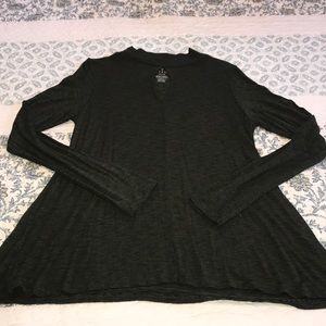 😍 American Eagle sz M keyhole top